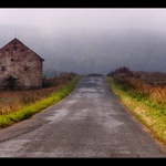 ...stará, opuštěná stodola...