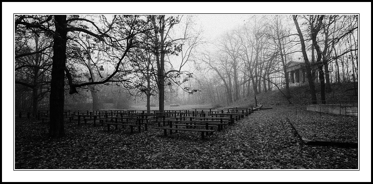 Návraty do veltruského parku IX/F