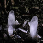 a mrzne už i pod zemí ...