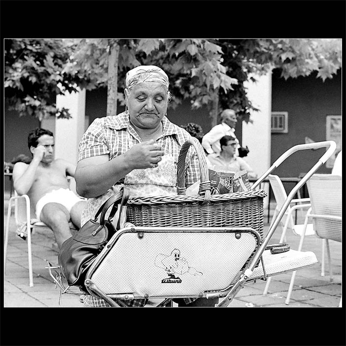 Ulični prodavačka semeny