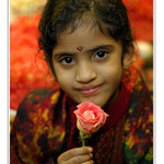 Děvčátko s růží