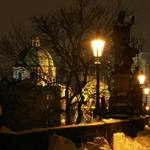 Praha světlem oděná 1