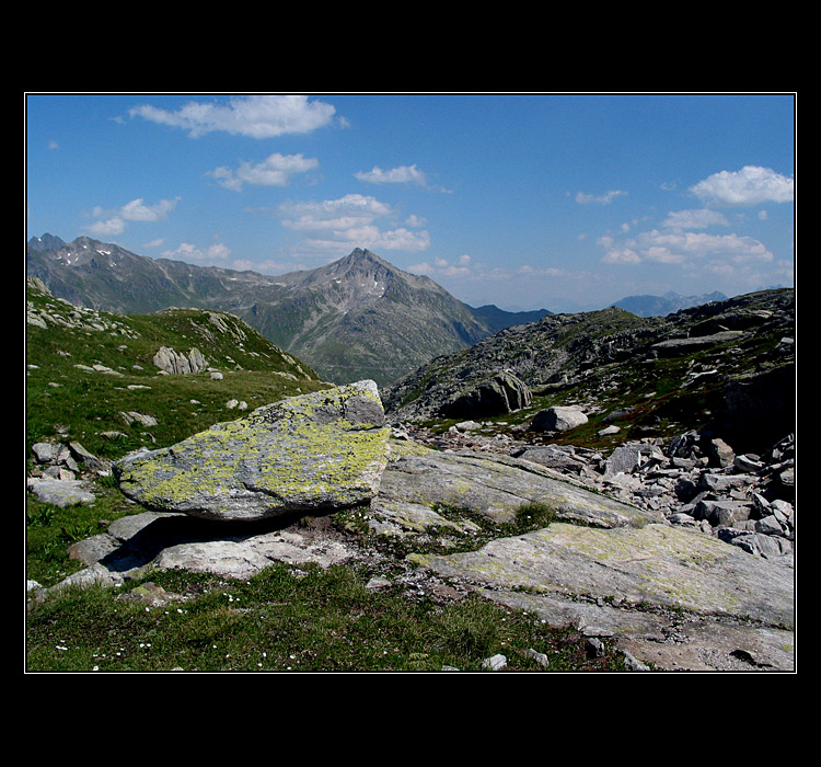 Kámen a jeho stín...