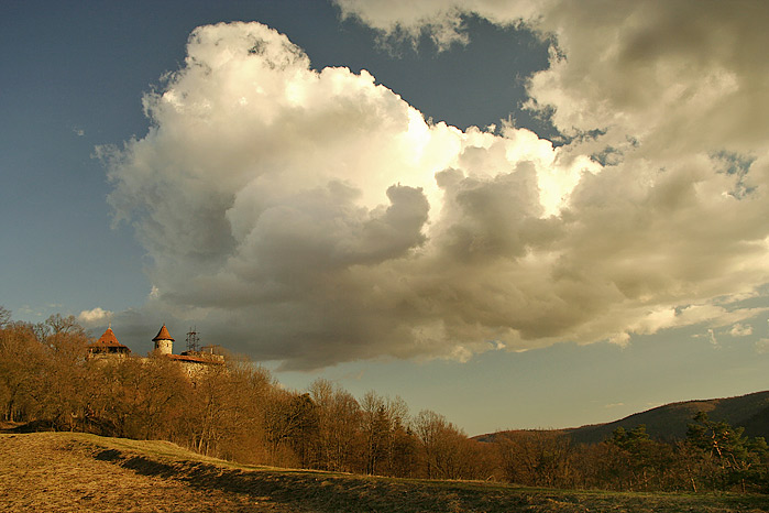 Podvečer u Nového hradu   II