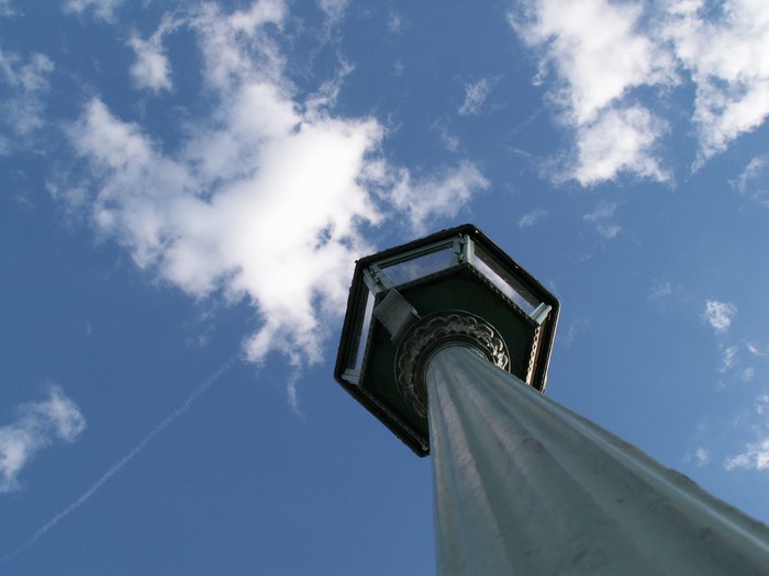 lampa nebo rozhledna ?