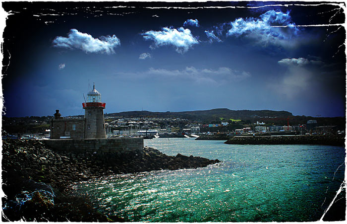 **HOWTH**