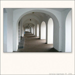 Podloubí na náměstí v Bílině