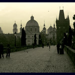 dějiny vystupující z oparu