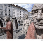 Už přicházejí ...