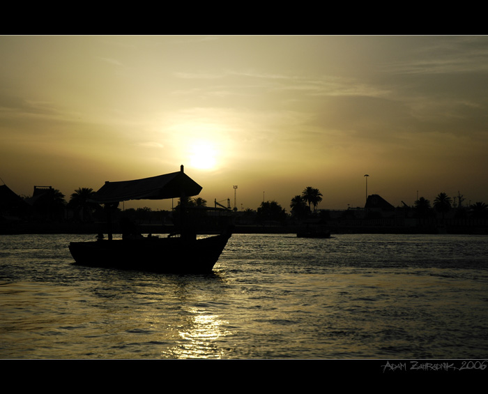 Zapad slunce nad Dubai Creek