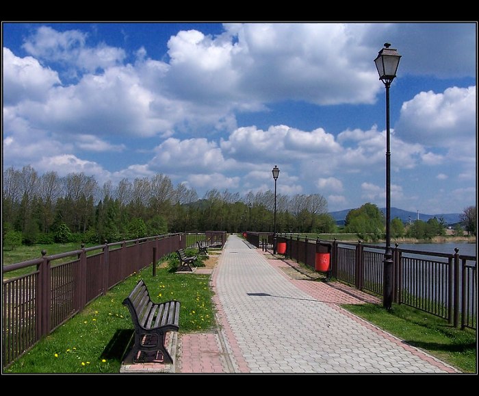 hráz