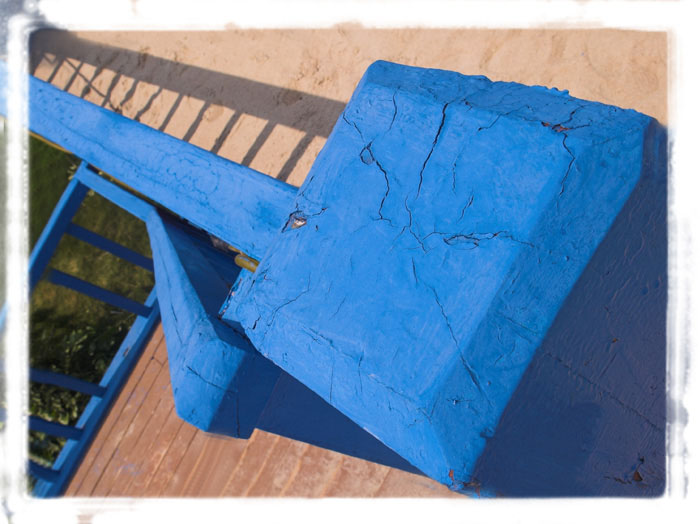 Diagonalni kompozice z baru na plazi...