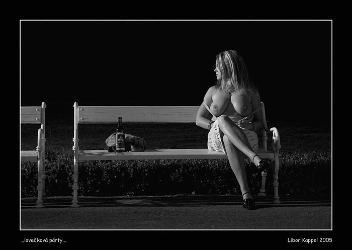 ...lavečková párty...