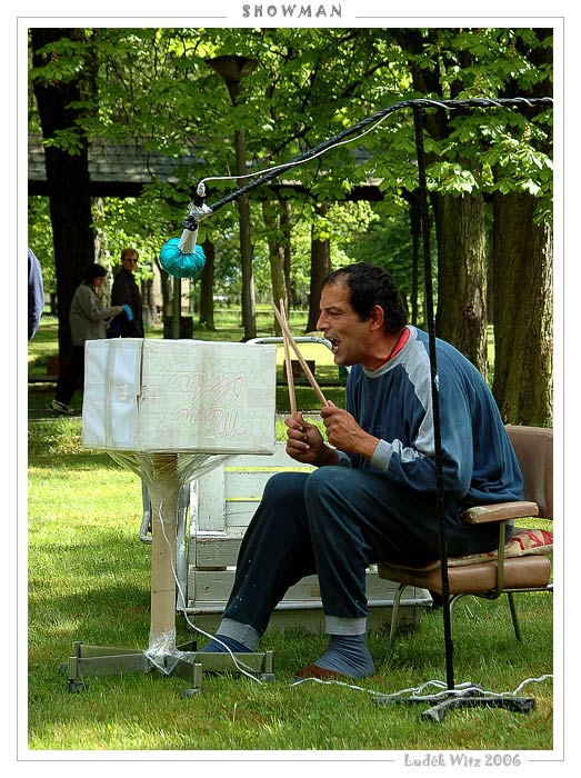 -I-I- Showman 2 -I-I-