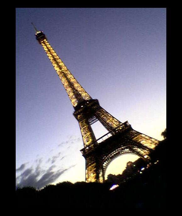 Voila la Tour d\'Eiffel