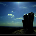 šrouby v poledním žáru