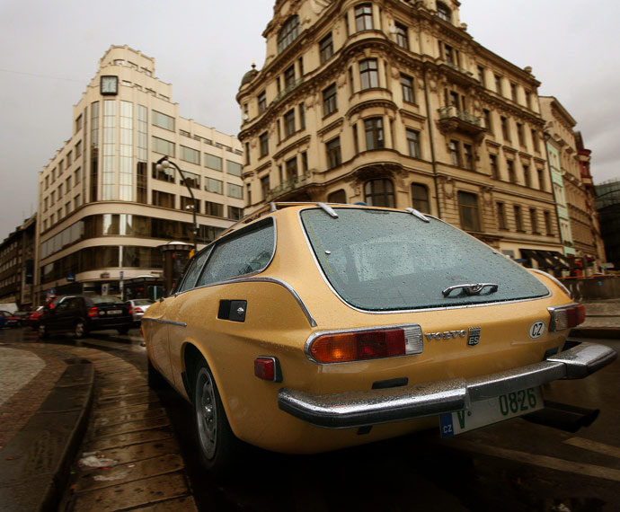 volvo 1800ES