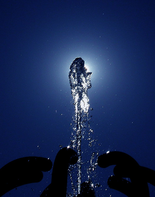 \"Sluneční vodotrysk\"