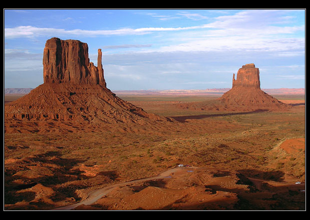 Podvečer v Monument Valley