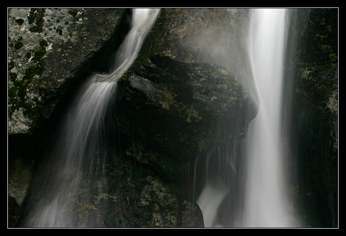 - - - Vodopadik v Tatrach 2 - - -