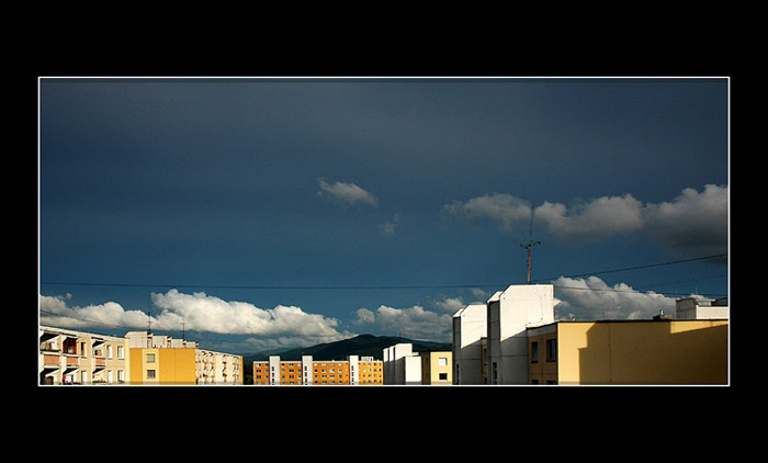 obyčajná sídlisková panoráma...
