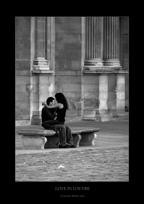 Love in Louvre
