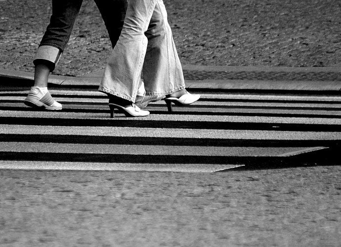 ...po přechodu (jdou)...