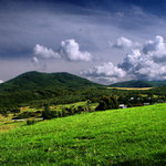 tam za kopcom je Ukrajina...