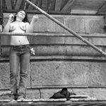 Koncert na neviditelne housle pro stavebni delniky