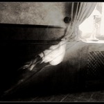 pronikání světla...