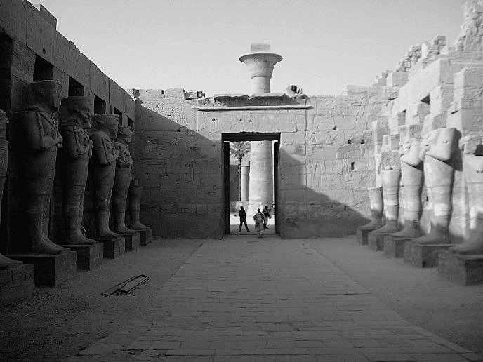 LUXOR