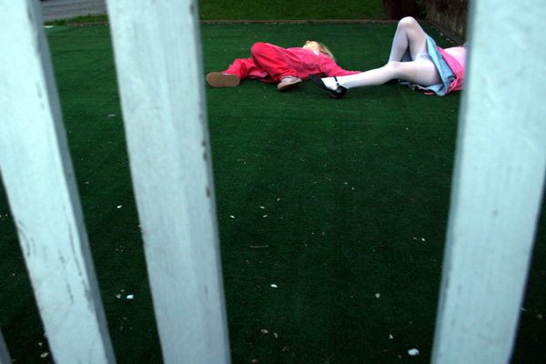 šmíruju, šmíruješ, šmírujeme