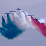 CIAF Brno 2.9.2006 \"Sólista\" letící proti Frecce Tricolori