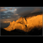 Dolomity v plamenech
