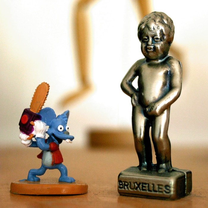 Itchy vs. Manneken Piss