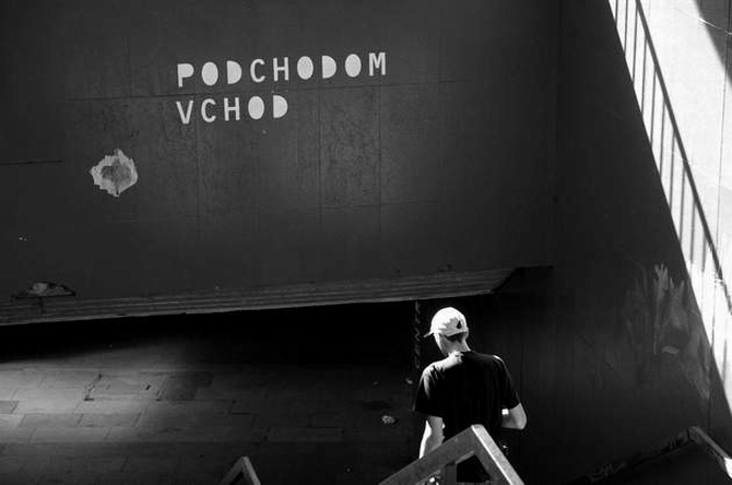 podchodom vchod