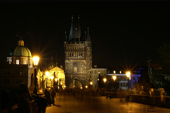 Praha \'at night\'