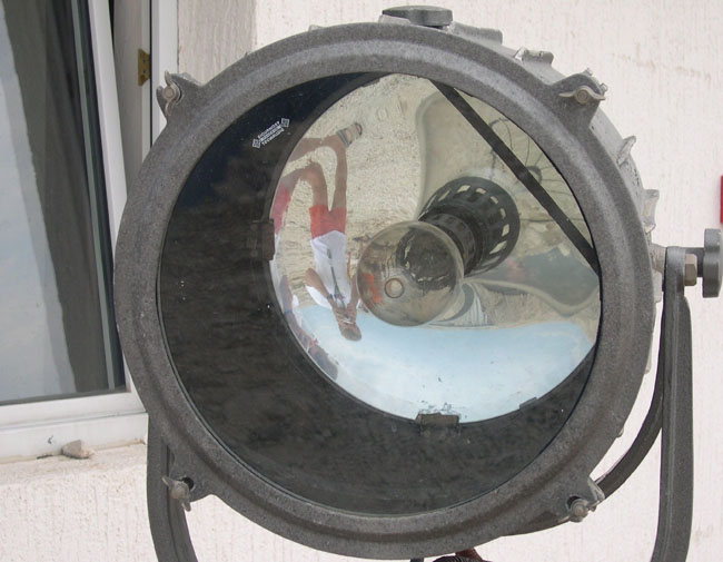 V záři reflektoru