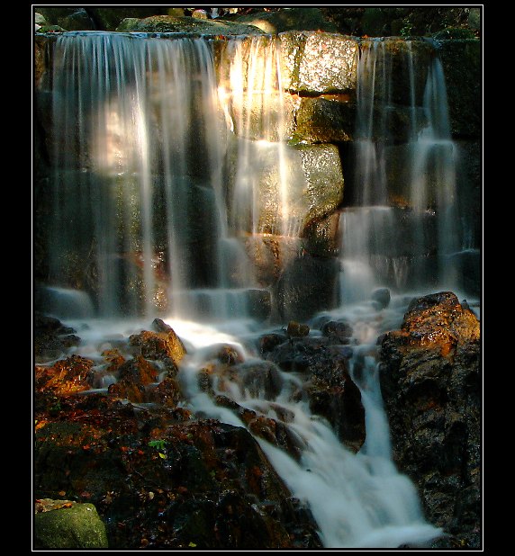 podzimní vodopád  II.