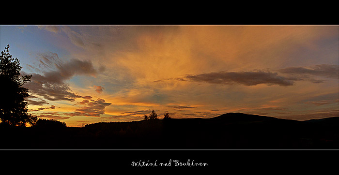 svítání nad Boubínem
