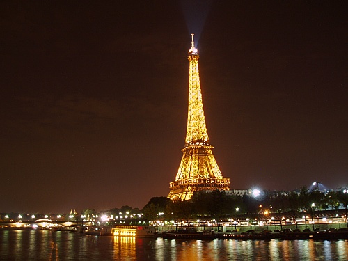 jeste jedna z Paris