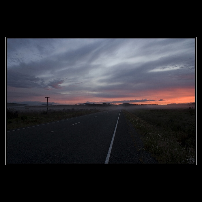 sunset v Te Anau