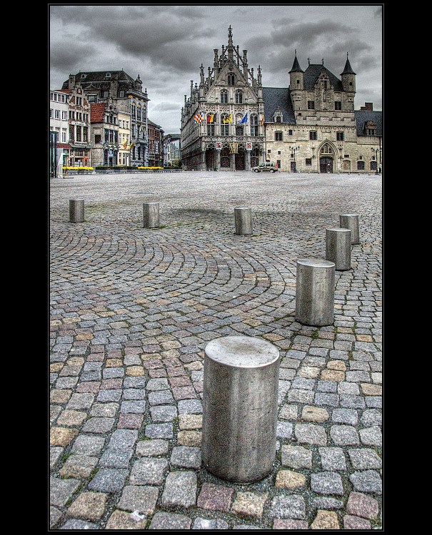 Křivé sloupky Mechelen