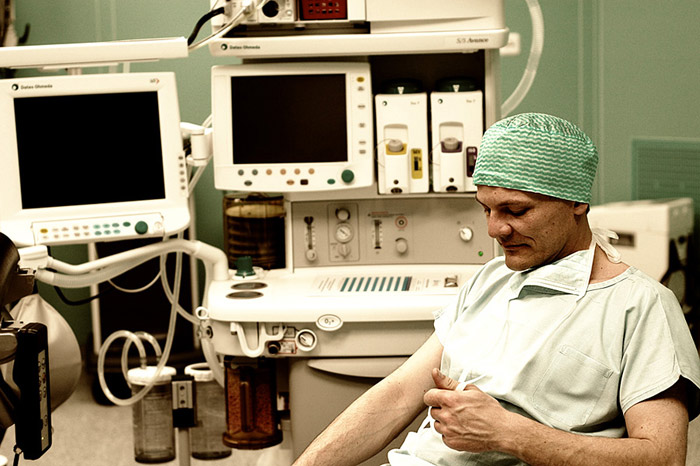 Velmi smutný večer hlavního anesteziologa