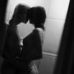 Voyeur v koupelně mé dívky II