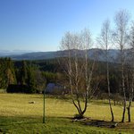 tanečnice na parketu s výhledem do ciziny