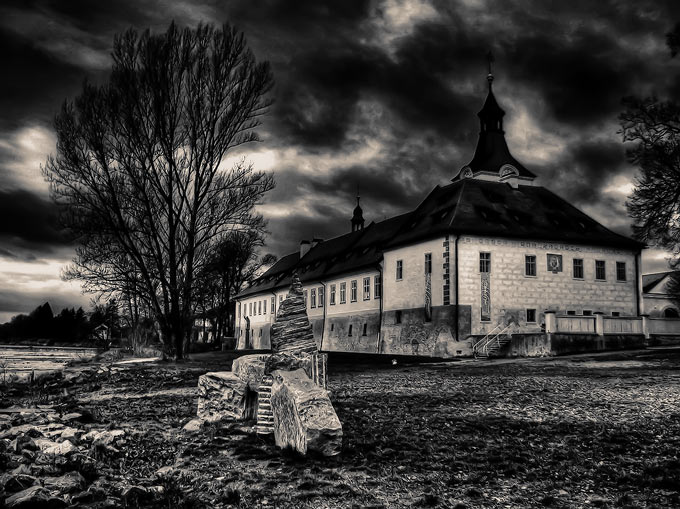 V Dobřichovicích