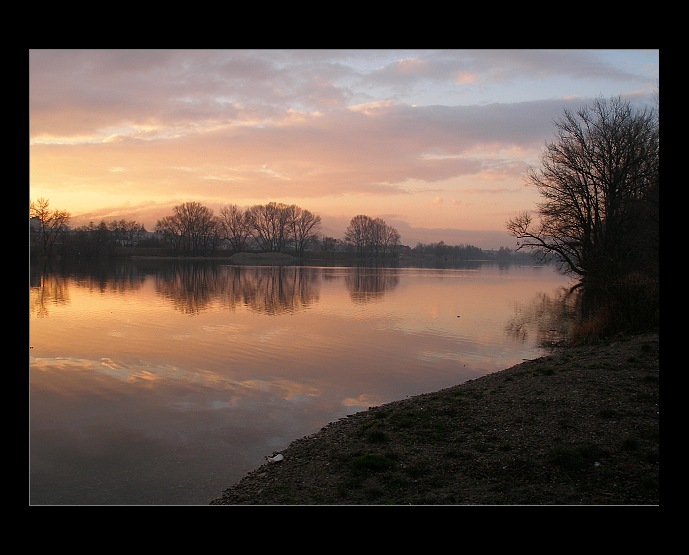 ...východ na Váhu...
