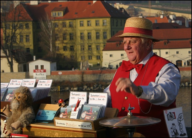 ... z Karlova mostu ...