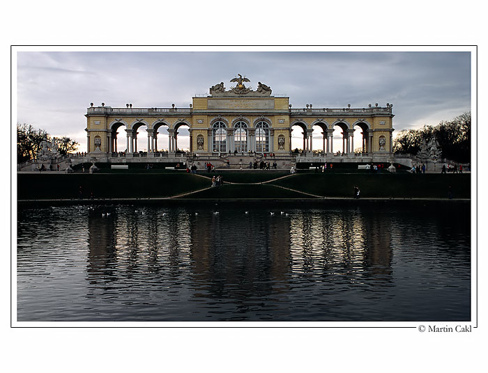 Kolonáda nad zámkem Schonbrunn